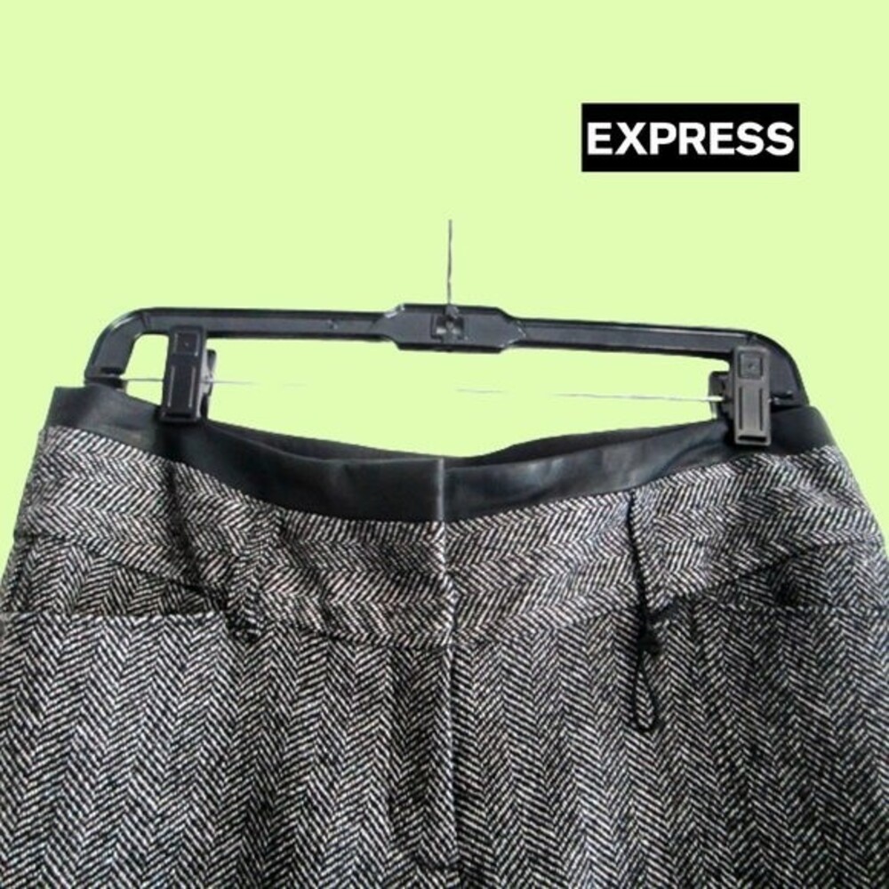 Express New Minimalist Editor Herringbone Faux Le… - image 7